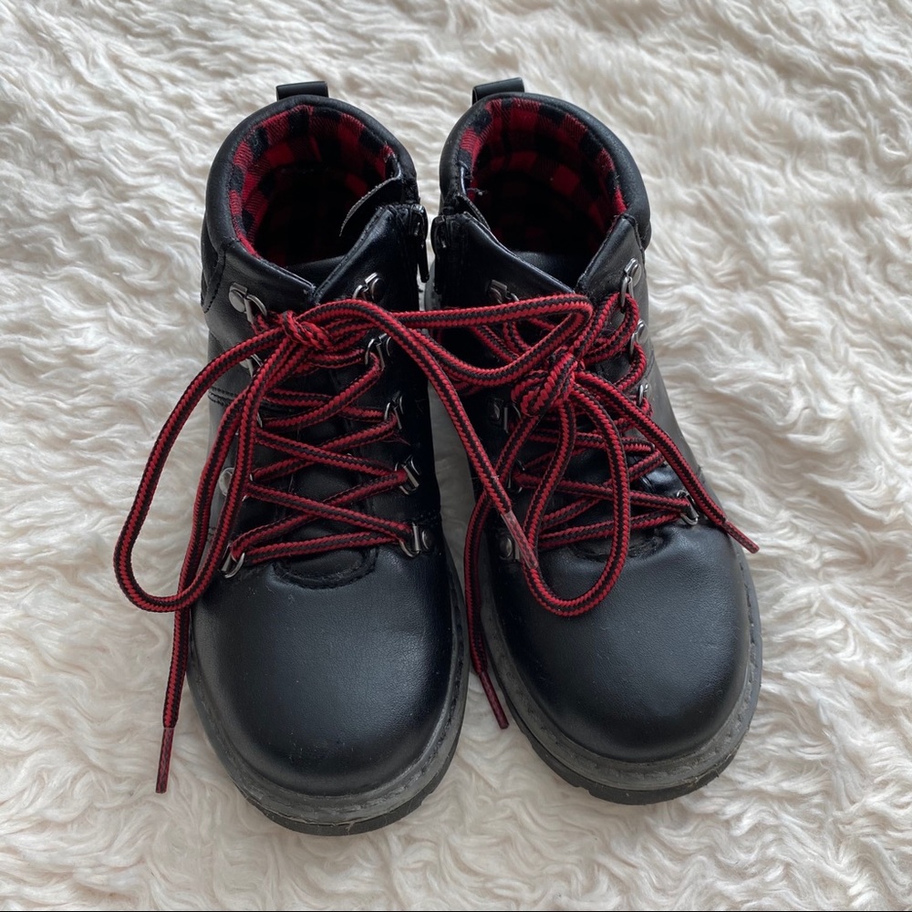 Sole Play A-akil Boy’s Boots Size 10 M